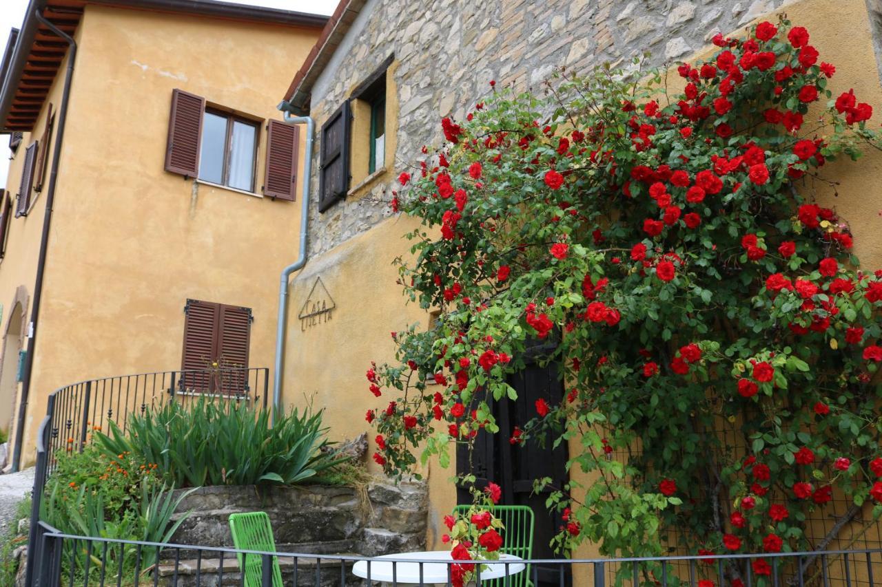 Bed & Breakfast Casa Lisetta Valtopina Luaran gambar